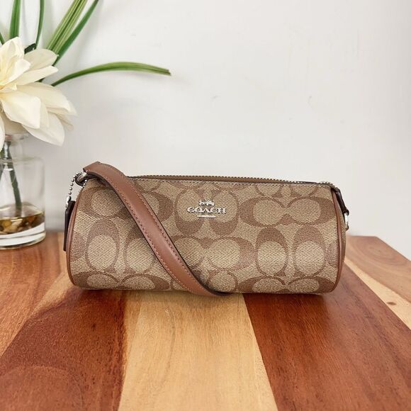 NWT Coach Nolita Barrel Bag In Signature Canvas - Picture 2 of 8